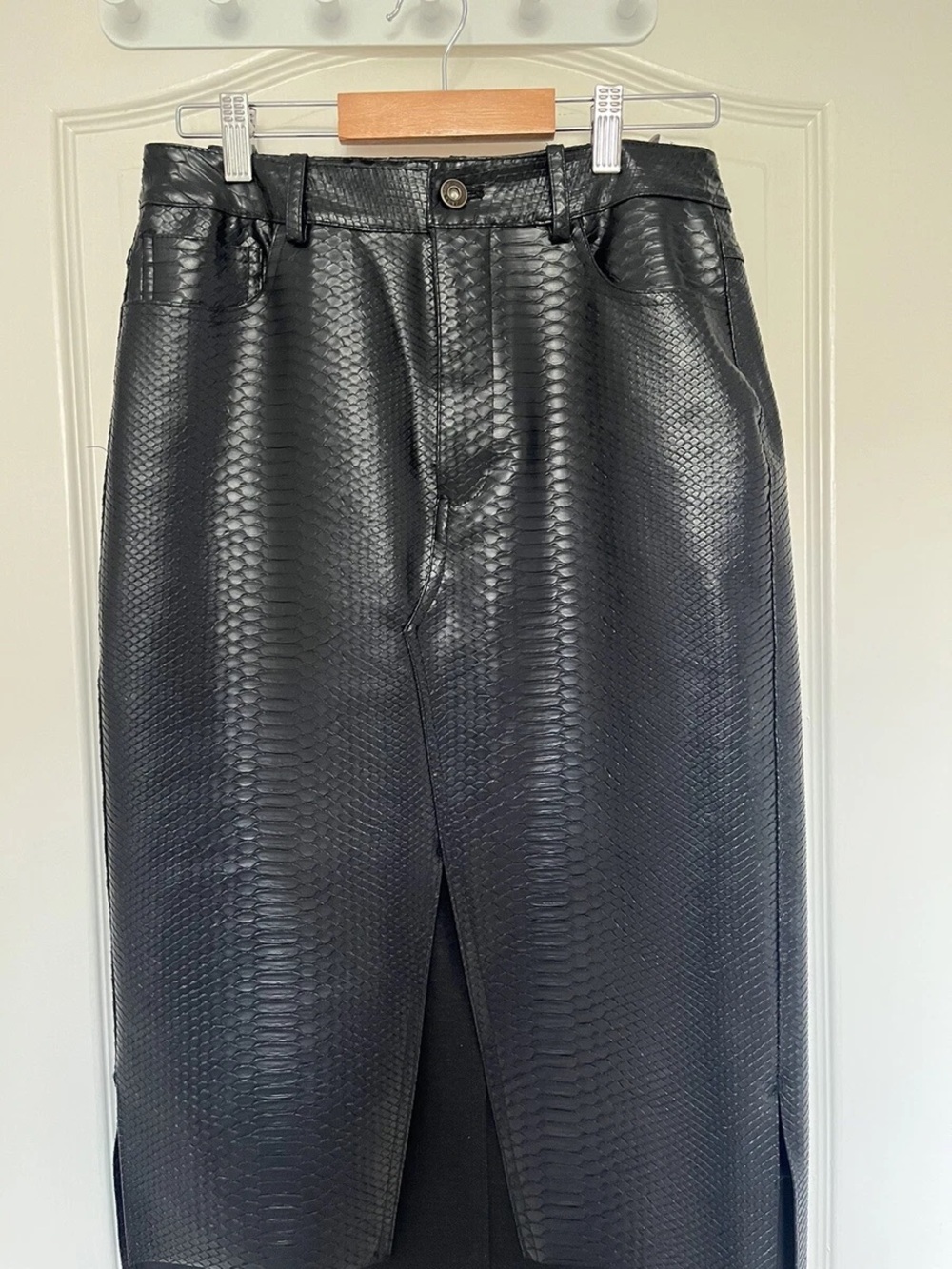 Zara Black Midi Skirt